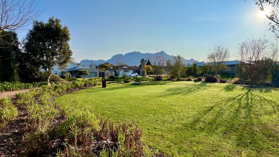 3 Bedroom Property for Sale in Earls Court Lifestyle Estate Western Cape